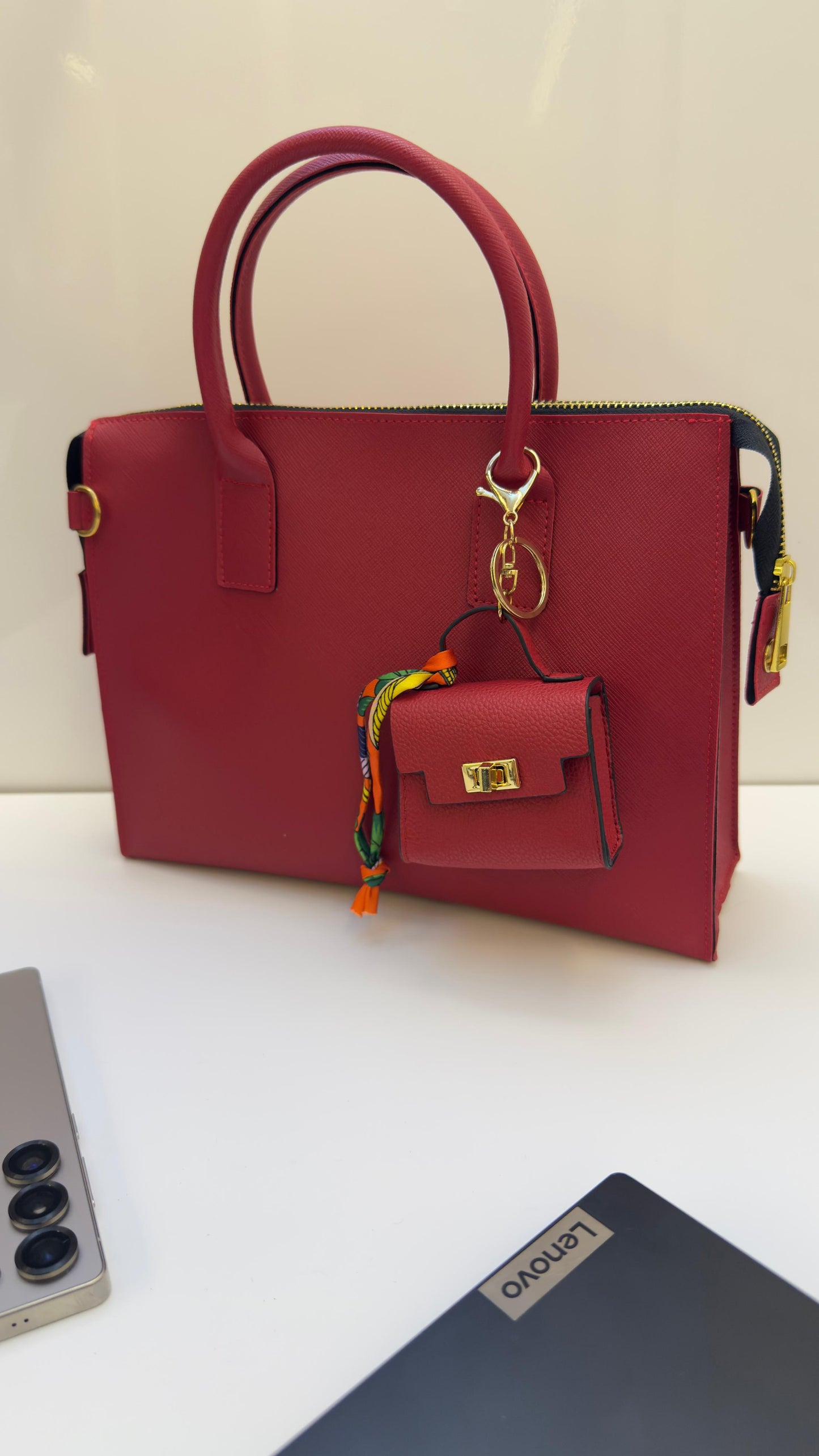 Bella Case