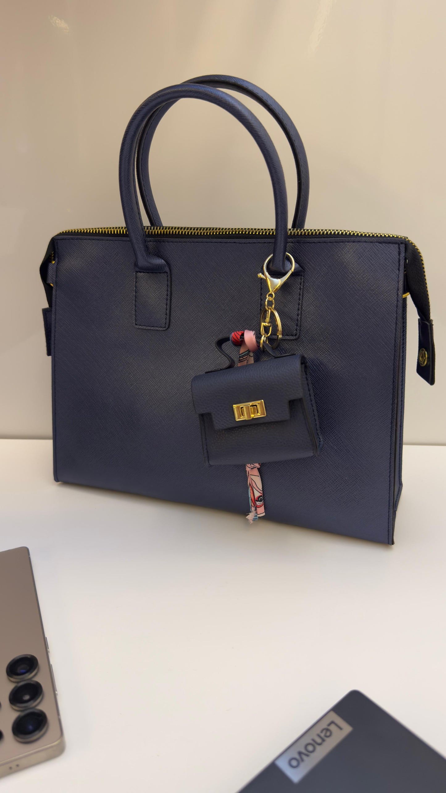 Bella Case