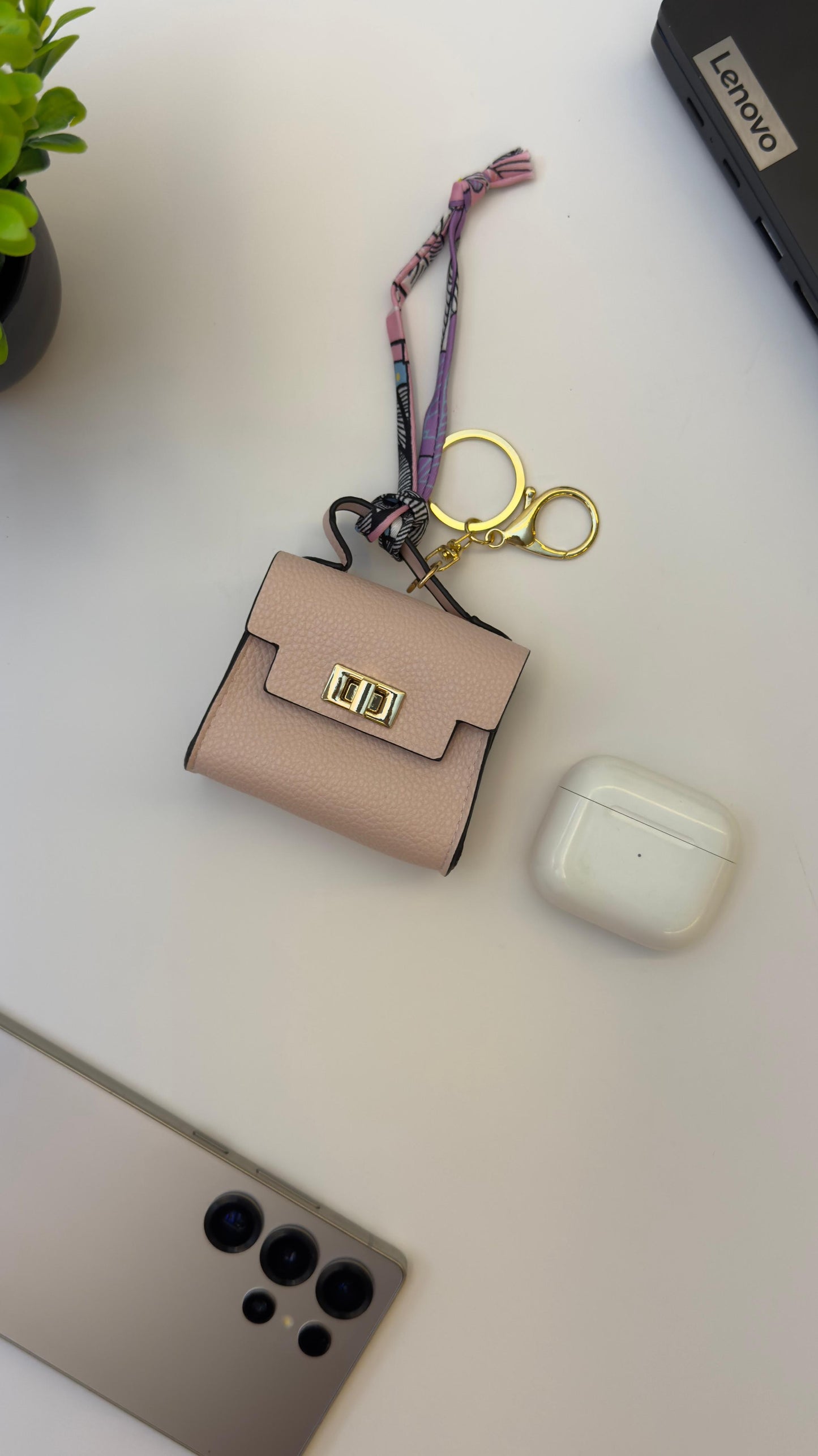 Bella Case
